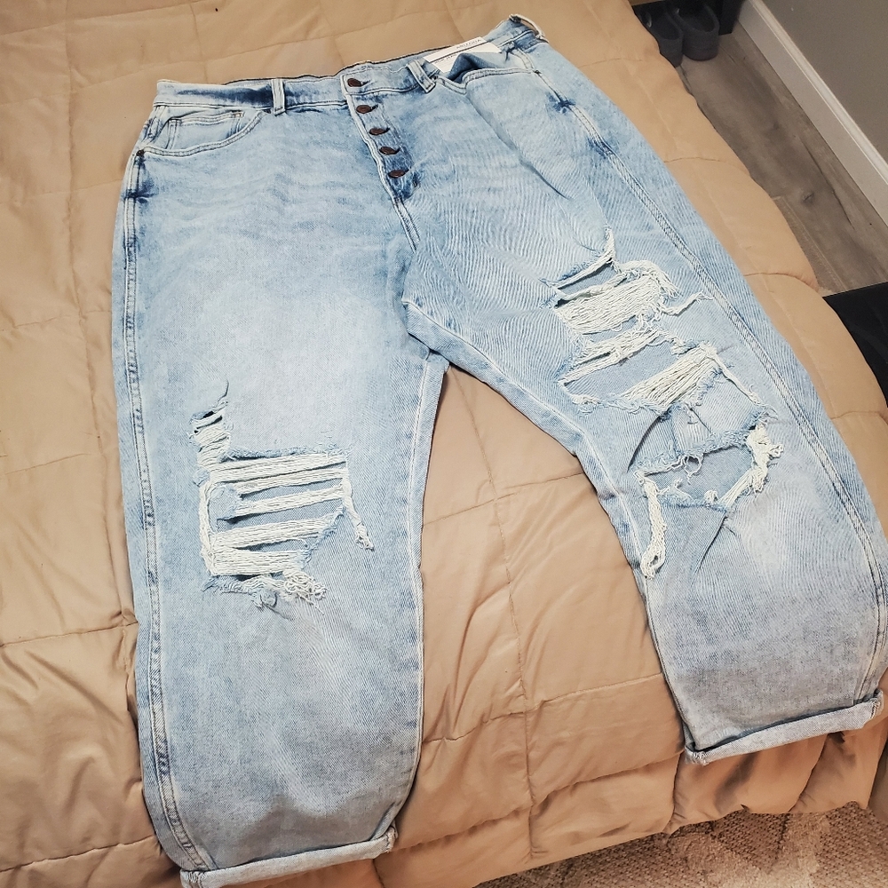 Arizona Jeans Co. Mom Jeans Size 21 NWT